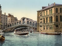 181124-inside-italy-just-booked-hero_zaj7vb