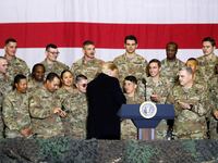2019-11-28T204730Z_841041245_RC2KKD9H2R5F_RTRMADP_3_USA-TRUMP_fvuecd