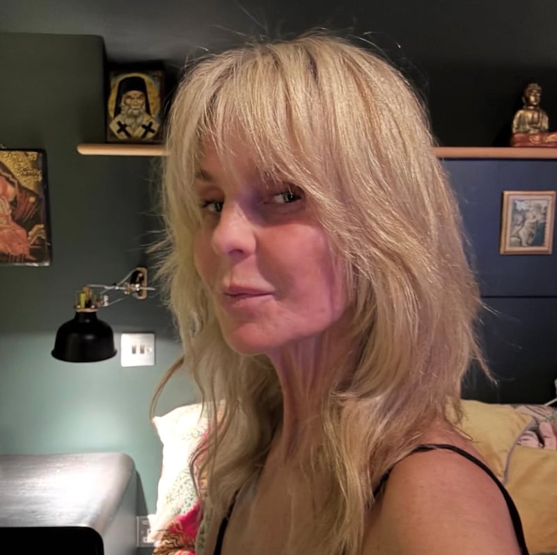 In a selfie Jonsson posted after the treatments, her skin was visibly more radiant.