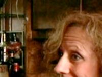 articles/2009/08/18/daily-show-co-creator-on-comedys-gender-gap/sklar-video-lizz-winstead-drinks_44006_nmfiq2