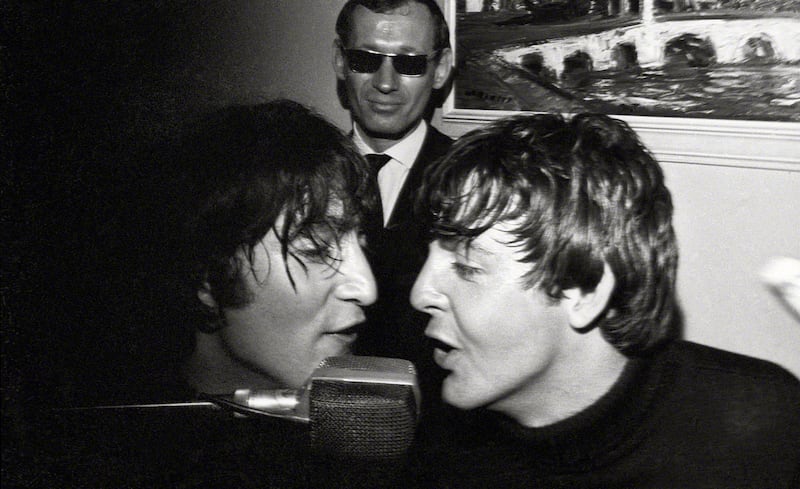 galleries/2013/03/27/the-beatles-never-been-seen-images-by-henry-grossman/henry-grossman-beatles-4_cwwjzu