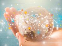articles/2016/07/14/we-re-all-global-citizens-not-just-the-elite/160714-evans-globalism-davos-tease_drggg1