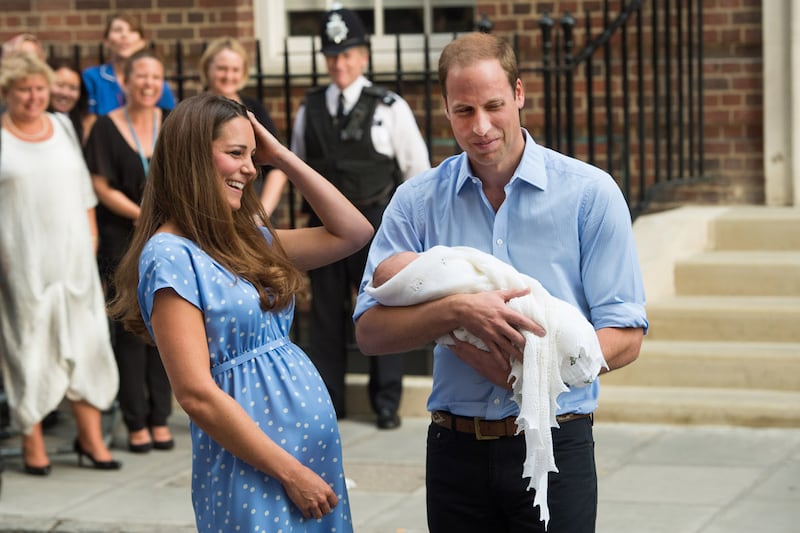 articles/2013/07/24/kate-s-unabashed-baby-belly-busts-the-last-taboo-of-pregnancy/kate-baby-belly_ga33fy
