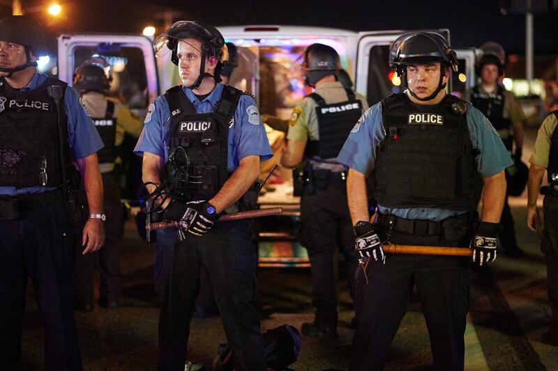 articles/2015/08/11/cops-knew-militia-was-coming-to-ferguson/150811-ferguson-protest2_bne1f5