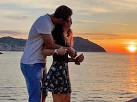 Professional skier Jean Daniel Pession and his girlfriend, ski instructor Elisa Arlian, died after falling off a mountain in northern Italy.