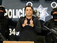 articles/2014/06/23/how-mexico-s-cartels-are-behind-the-border-kid-crisis/140622-dickson-mexico-cartel-tease_v155uo