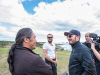 articles/2014/09/19/darren-aronofsky-and-leonardo-dicaprio-s-descent-into-environmental-hell/140918-aronofsky-tar-sands-embed12_y5an5u