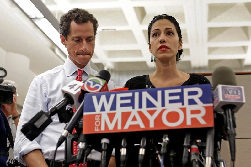 articles/2013/07/24/weiner-s-sexting-matters-he-s-running-for-mayor/130724-Cottle-Weiner-tease_vv5bil