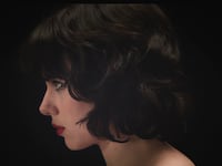 galleries/2014/12/08/20-most-overlooked-movies-of-2014-snowpiercer-begin-again-the-immigrant-and-more/140716-under-the-skin-tease_fmn7ol