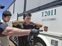 articles/2014/04/10/the-border-towns-the-constitution-forgot/140409-dickson-amendment_ctyvzs