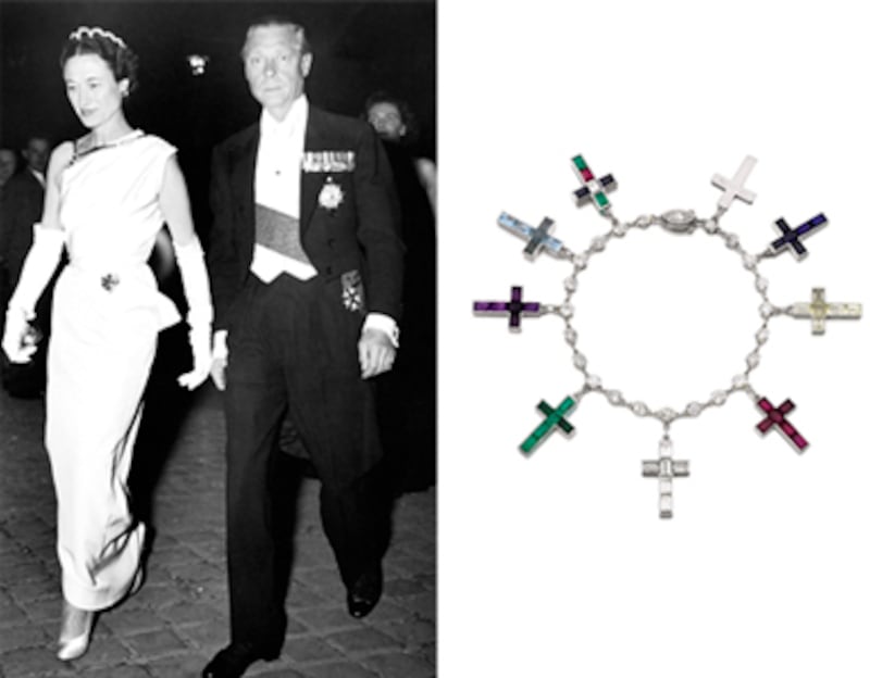 articles/2010/12/03/windsor-jewelry-auction-and-mohamed-fayeds-connection/gregory-royal-jewels_144756_cozhsi