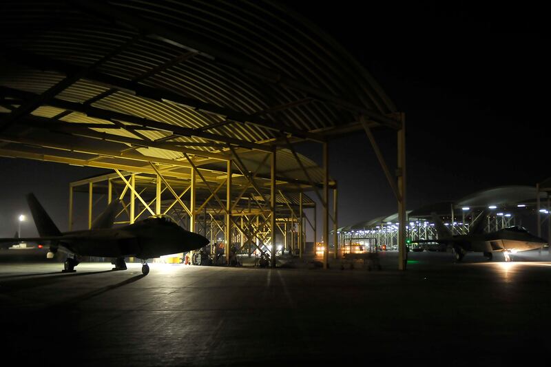 articles/2014/09/25/exclusive-pictures-of-stealth-jet-raid-on-syria/140924-majumdar-airstrikes-3_zdzim8