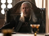 paddy-considine-as-king-viserys-targaryen_cvlpby