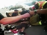 articles/2016/12/08/cops-gagged-and-smothered-a-man-to-death-then-fist-bumped/161205-weill-cops-choked-death-tease_tubnec