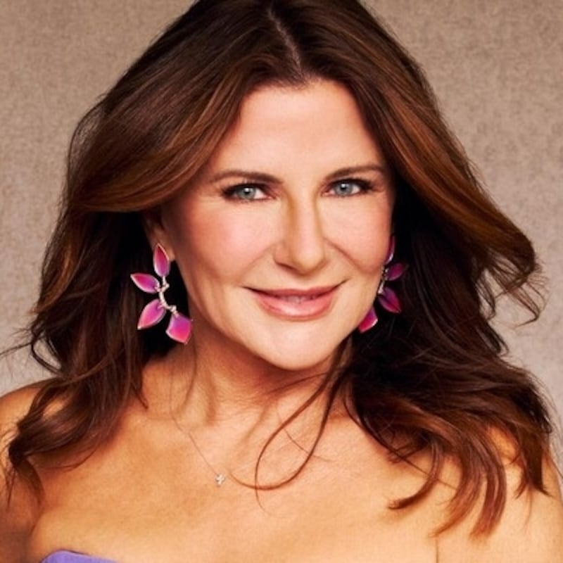 The Golden Bachelor, Cindy