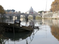 articles/2016/07/04/american-student-found-dead-in-rome-s-tiber-river/160704-nadeau-tease_t6leus