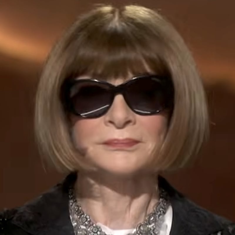 Anna Wintour and Anne Hathaway