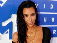 articles/2016/10/05/kim-kardashian-s-hotel-concierge-critical-witness-in-jewelry-heist-reports-claim/161005-sykes-kim-kardashian_lbqyai