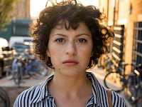 articles/2016/11/21/alia-shakwat-s-search-party-finally-a-show-about-millennials-that-isn-t-the-worst/161118-Fallon-Alia-Shawkat-tease_czatst
