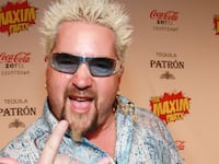 cheats/2012/11/14/guy-fieri-s-restaurant-brutally-panned/guy-fieri-cheat_rics4x