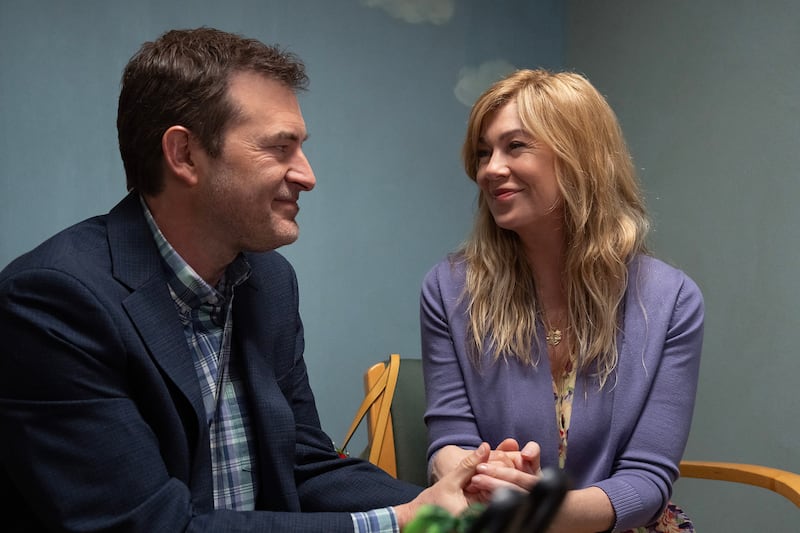 Mark Duplass and Ellen Pompeo in Good American Family.