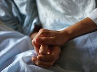 articles/2014/06/03/when-doctors-ignore-do-not-resuscitate-orders/140602-saunders-recusitate-tease_xdbddf