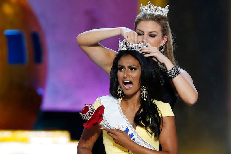 articles/2013/09/16/nina-davuluri-crowned-miss-america-the-first-miss-america-of-indian-descent/130916-miss-america-tease-embed_ufiksv