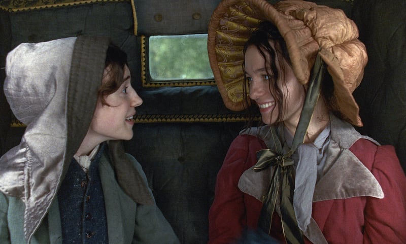 Esmé Creed-Miles and Daisy Edgar-Jones in Sense and Sensibility.