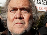 2021-11-15T195553Z_1920994523_RC27VQ9VFE0F_RTRMADP_3_USA-CAPITOL-SECURITY-BANNON_x28efk