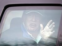 2020-11-23T060153Z_423526186_RC2U8K94O2Q6_RTRMADP_3_USA-ELECTION_pl0yxv
