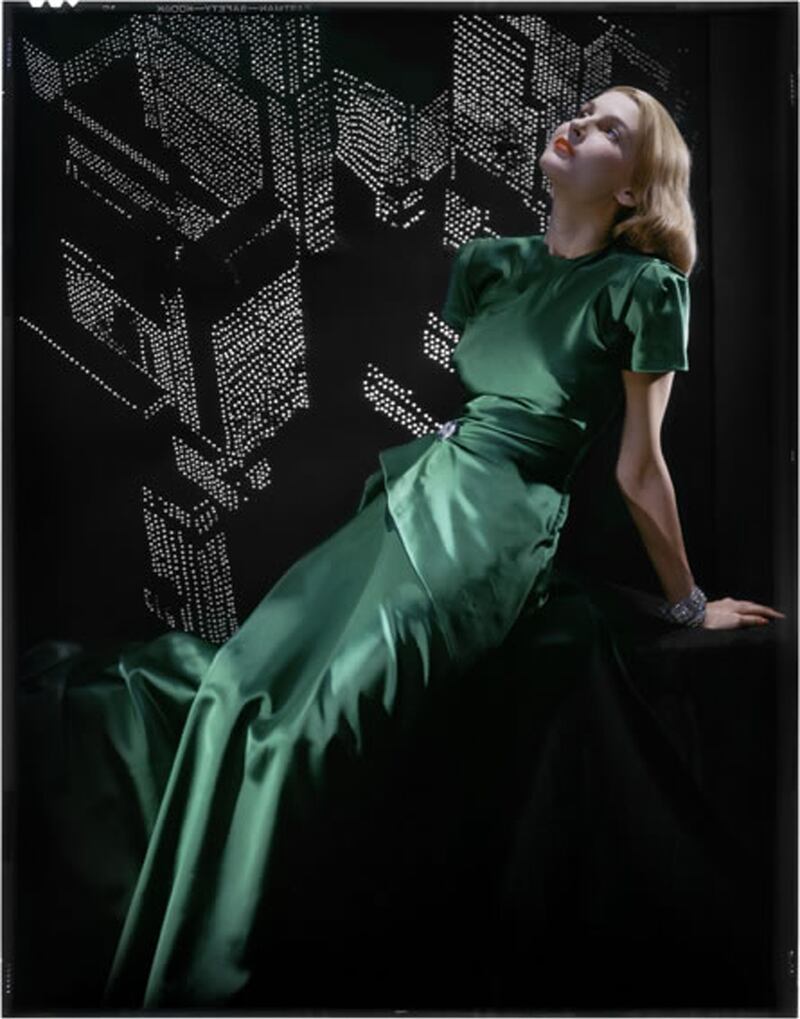 galleries/2014/09/15/a-look-back-at-fashion-legend-erwin-blumenfeld-photos/erwin-blumenfeld-12_wy4vnt