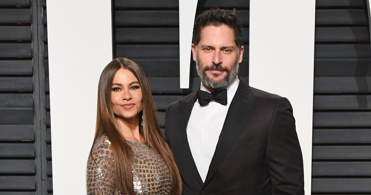 Photo: thedailybeast.com Sofia Vergara and Joe Manganiello arrive at the 2017 Vanity Fair Oscar Party Hosted By Graydon Carter at the Wallis