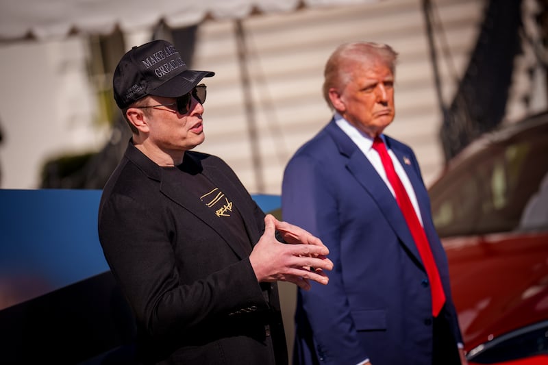 Elon Mus an Donald Trump.