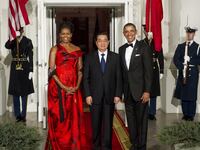 galleries/2011/01/19/the-first-ladies-of-state-dinners/state-dinner---obamas-2011_cbnajc
