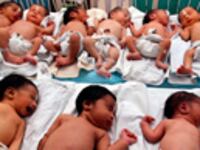 articles/2009/10/11/outsourcing-pregnancy/shafrir-surrogates_55560_ro6ynx