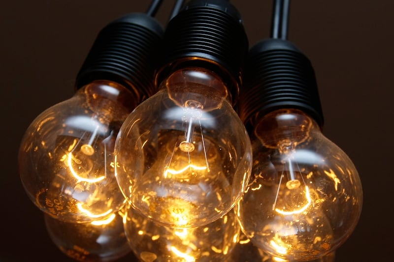 articles/2013/12/20/the-light-bulb-is-dead-long-live-the-light-bulb/131218-andresko-bulb-tease_fomypn