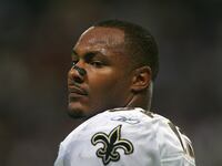 articles/2016/04/10/new-orleans-saints-star-will-smith-killed-by-man-who-idolized-him/160410-barra-saints-player-tease_bqfe19