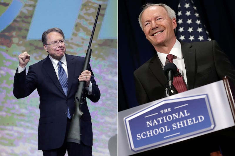 articles/2013/04/06/lapierre-et-le-deluge/130405-tomasky-nra-tease_frgkhy