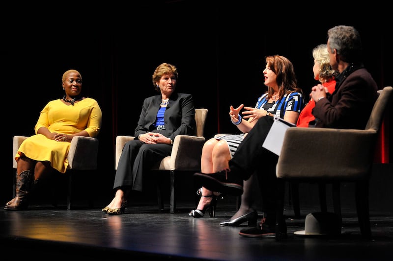 articles/2014/10/22/the-women-in-the-world-texas-forum/141022-witwtx-women-politics_qftfmc