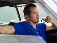 articles/2016/05/27/john-leguizamo-s-journey-to-bloodline-his-favorite-show-about-crazy-white-people/160526-fallon-bloodline-tease_kymszs