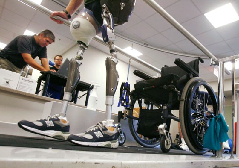 galleries/2009/11/24/our-list-most-startling-medical-discoveries-of-the-last-10-years/last-decade-med-innovations---prosthetics_hqvki9