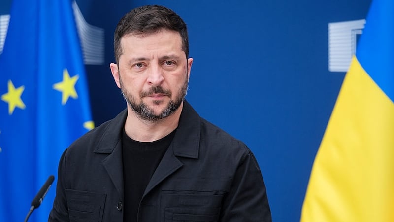 BRUSSELS, BELGIUM - AUGUST 17: President of Ukraine Volodymyr Zelenskyy and the EU Commission President (Unseen) talk to media prior a virtual meeting with EU leaders in the Berlaymont, the EU Commission headquarter on August 17, 2025 in Brussels, Belgium. The bilateral talks between Ukraine's President Zelensky and European Commission President Ursula von der Leyen come as European leaders announce they will join Zelensky and US President Trump for a meeting in Washington, DC on Monday. On Friday, Trump held a summit in Alaska with Russian President Vladimir Putin to discuss terms for ending the war in Ukraine. (Photo by Thierry Monasse/Getty Images)