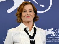 Sigourney Weaver