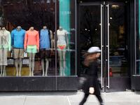 articles/2013/06/12/lululemon-stock-price-continues-drop-after-ceo-announces-resignation/130612-lululemon-oconnor-tease_tabxu2