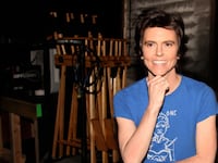 articles/2015/07/20/how-comedian-tig-notaro-found-love-after-cancer/150719-leon-tig-notaro-tease_rwxqcz