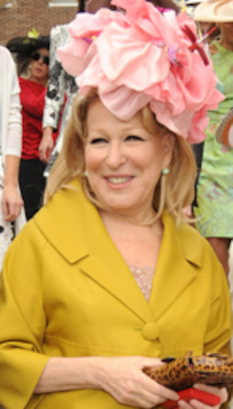 articles/2009/05/11/fundraising-on-the-cheap/bette-midler_26318_vgixj9