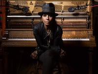 articles/2014/07/16/can-linda-perry-save-music/140715-fallon-perry-tease_awpkhj