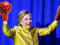 articles/2016/05/06/yo-hillary-hit-donald-where-it-hurts/160505-tomasky-hillary-clinton-tease_msxxaz