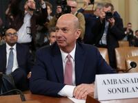 2019-11-20T000000Z_1617106989_RC27FD9UGK1I_RTRMADP_3_USA-TRUMP-IMPEACHMENT_bj0bom