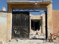 cheats/2016/10/27/22-children-killed-in-air-strikes-on-syrian-school/161026-idlib-school-22-dead-cheat_pucheo